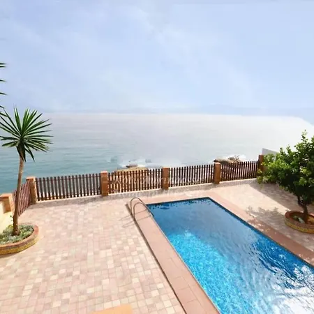 Balcon Al Mar Апартаменты Манилва