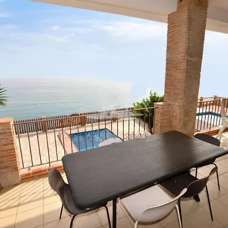 Balcon Al Mar Апартаменты